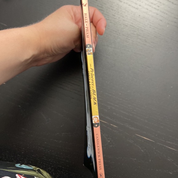 The Princess in Black Book 4: Takes a Vacation - Picture 3 of 4